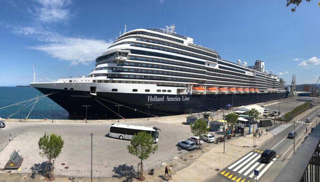 Casa Da Ponte Lägenhet Koper Exteriör bild