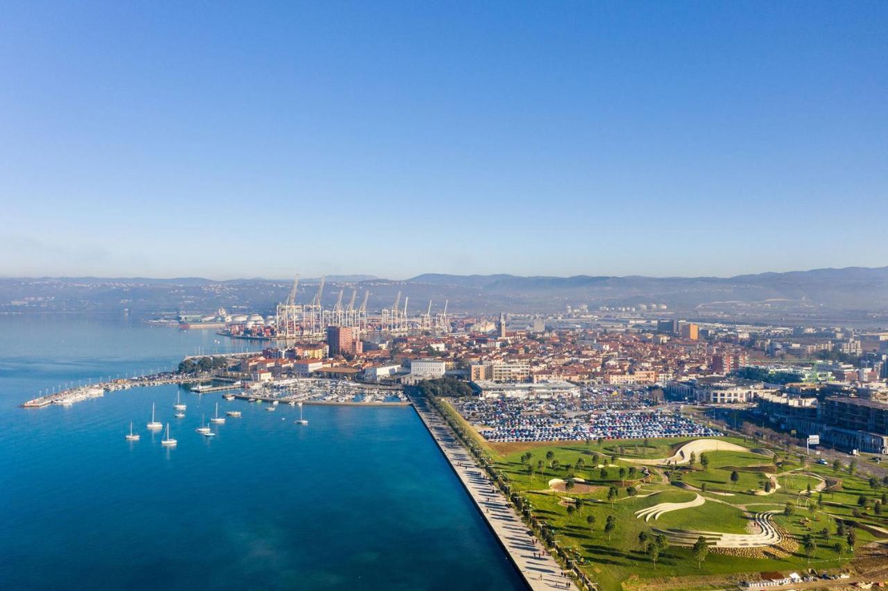 Casa Da Ponte Lägenhet Koper Exteriör bild