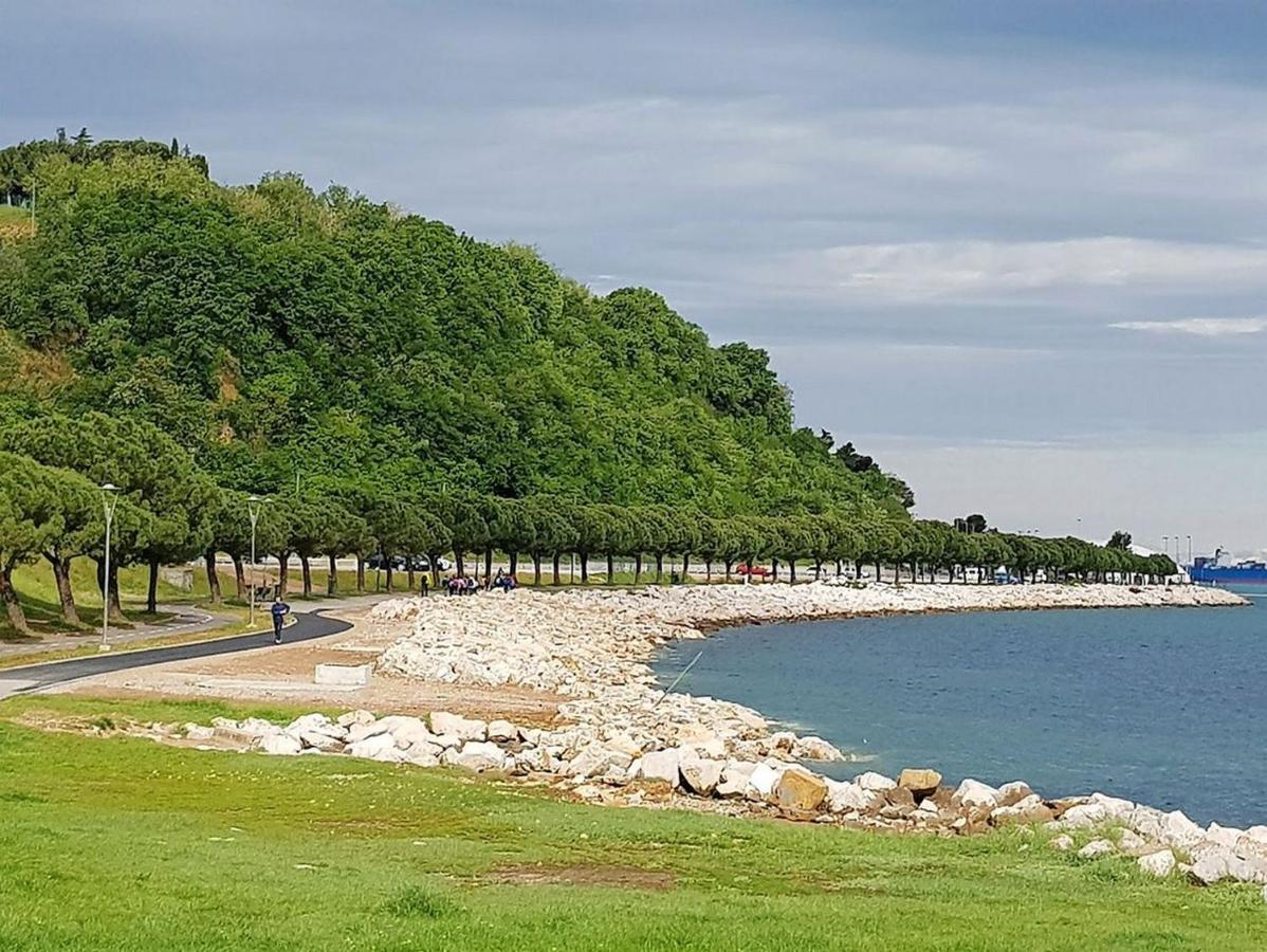 Casa Da Ponte Lägenhet Koper Exteriör bild