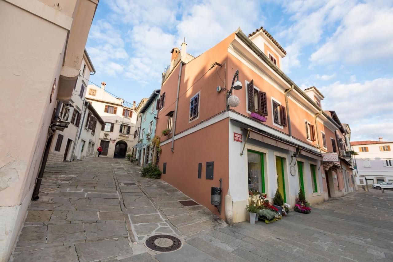Casa Da Ponte Lägenhet Koper Exteriör bild