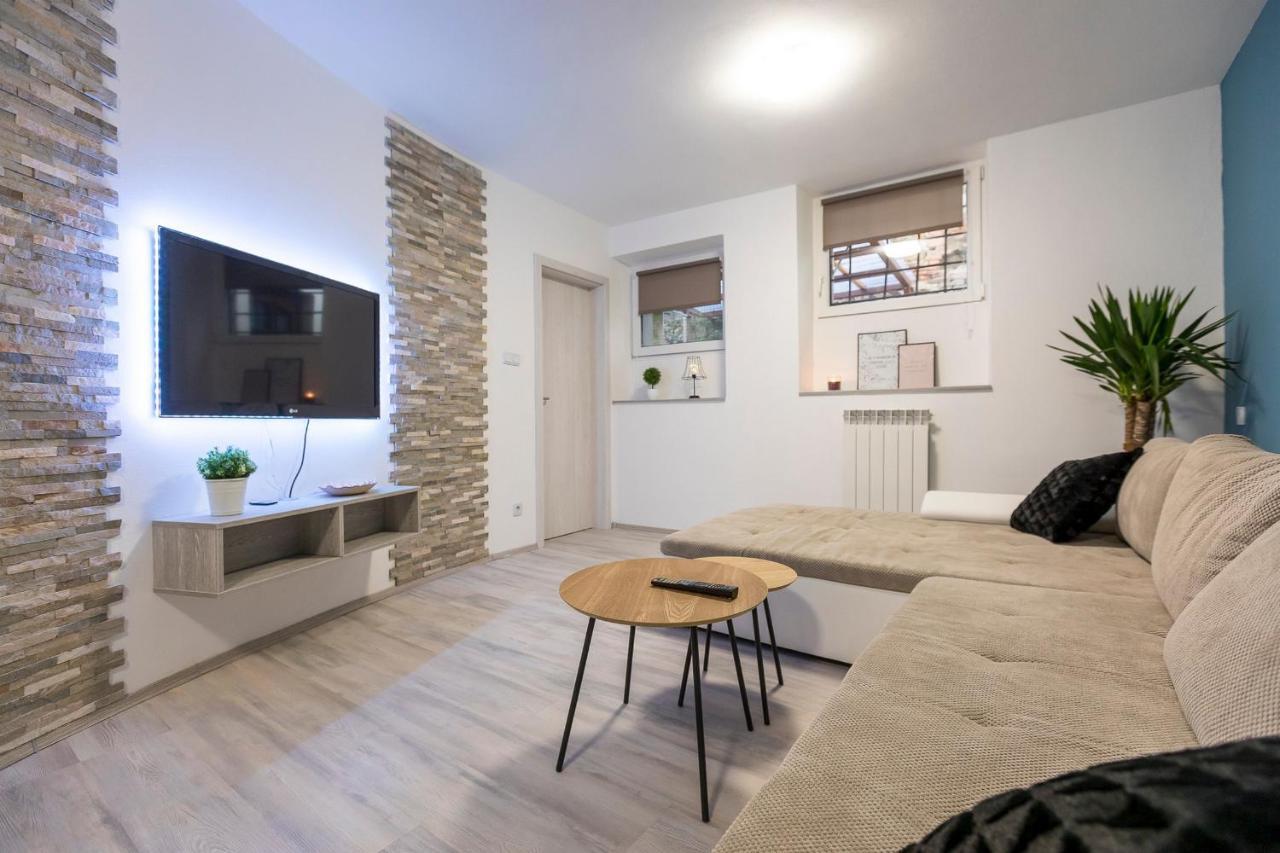 Casa Da Ponte Lägenhet Koper Exteriör bild